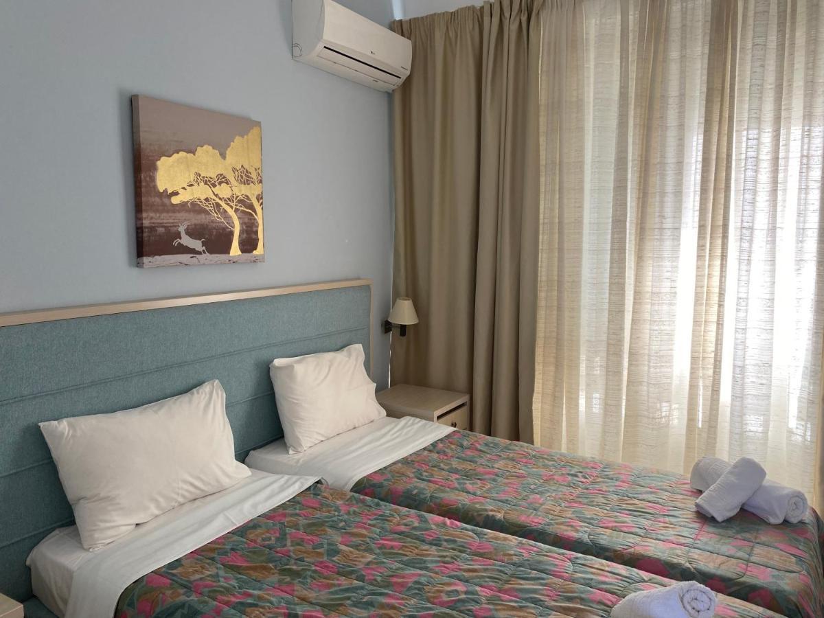 Dialinas Apartments Истро Экстерьер фото