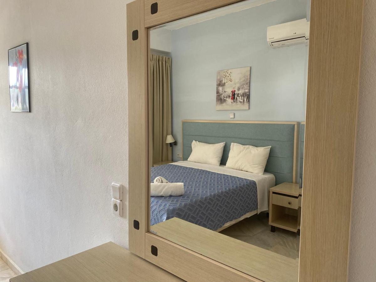 Dialinas Apartments Истро Экстерьер фото