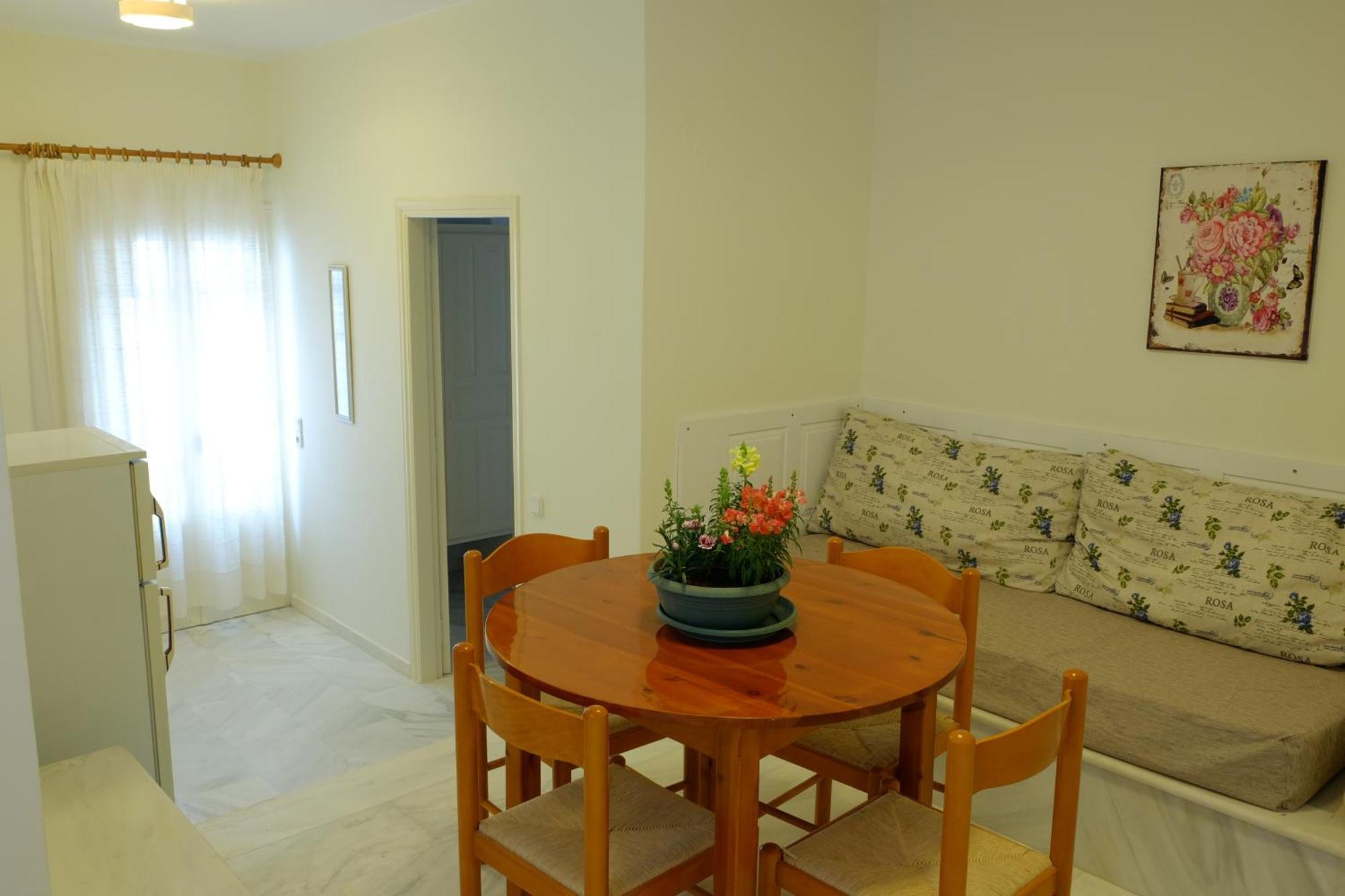 Dialinas Apartments Истро Номер фото